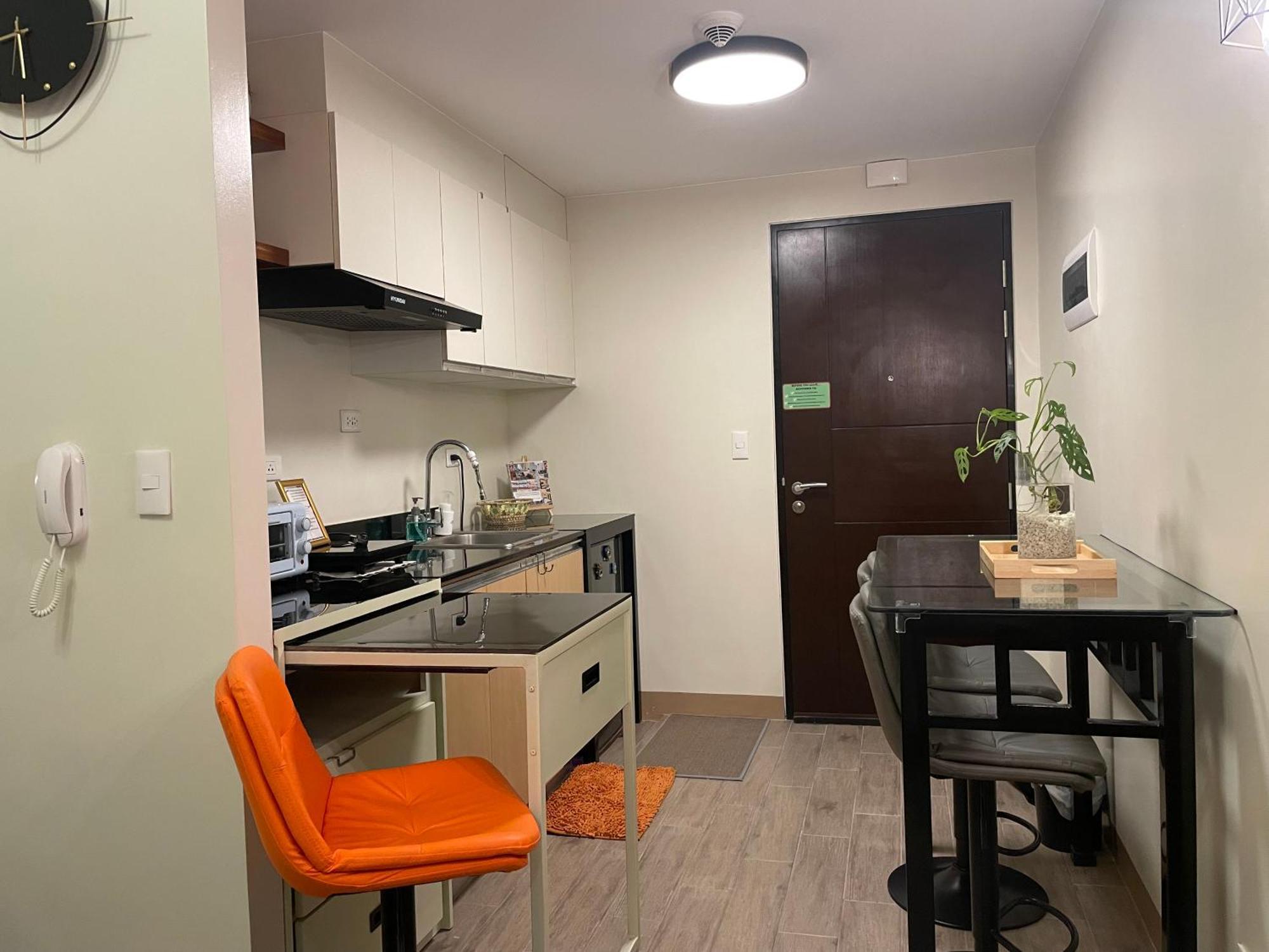 Condo Home With Fast Wifi In Bacolod City Eksteriør bilde